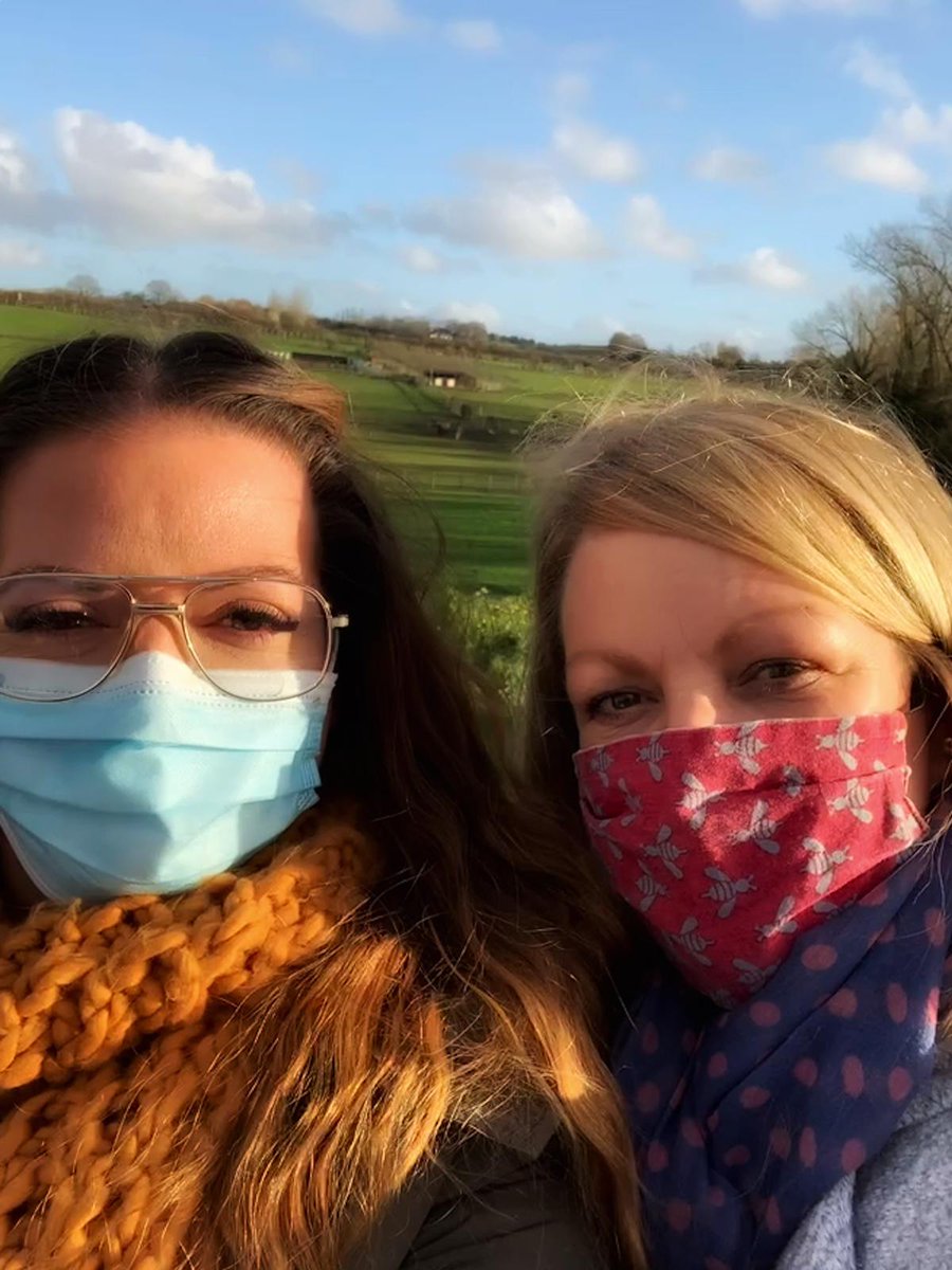 creativecomms5's tweet photo. The Creative Comms team are out in the countryside today meeting with a potential client. Loving the variety our new business brings 🙌

#business #creative #marketing #branding #team https://t.co/e182rQyxqV
