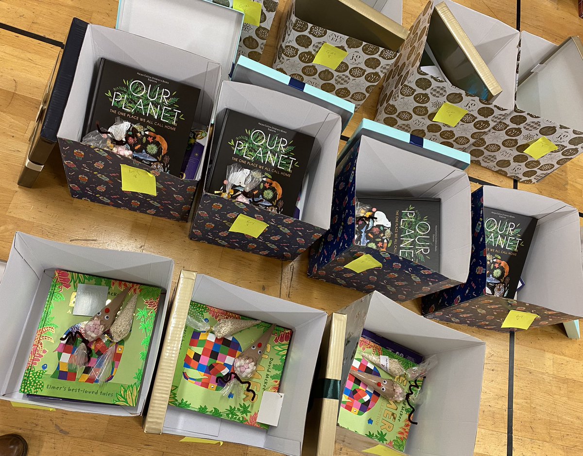 LappinCentre's tweet photo. Thank you so much 🙏 to @IreneMandelkow from @Liverpoollib for arranging for these fantastic books from @BookTrust They’re going into local children in need Christmas Eve boxes in the #OldSwan and surrounding areas   #JustOneBook https://t.co/AYgPnJ4mH3