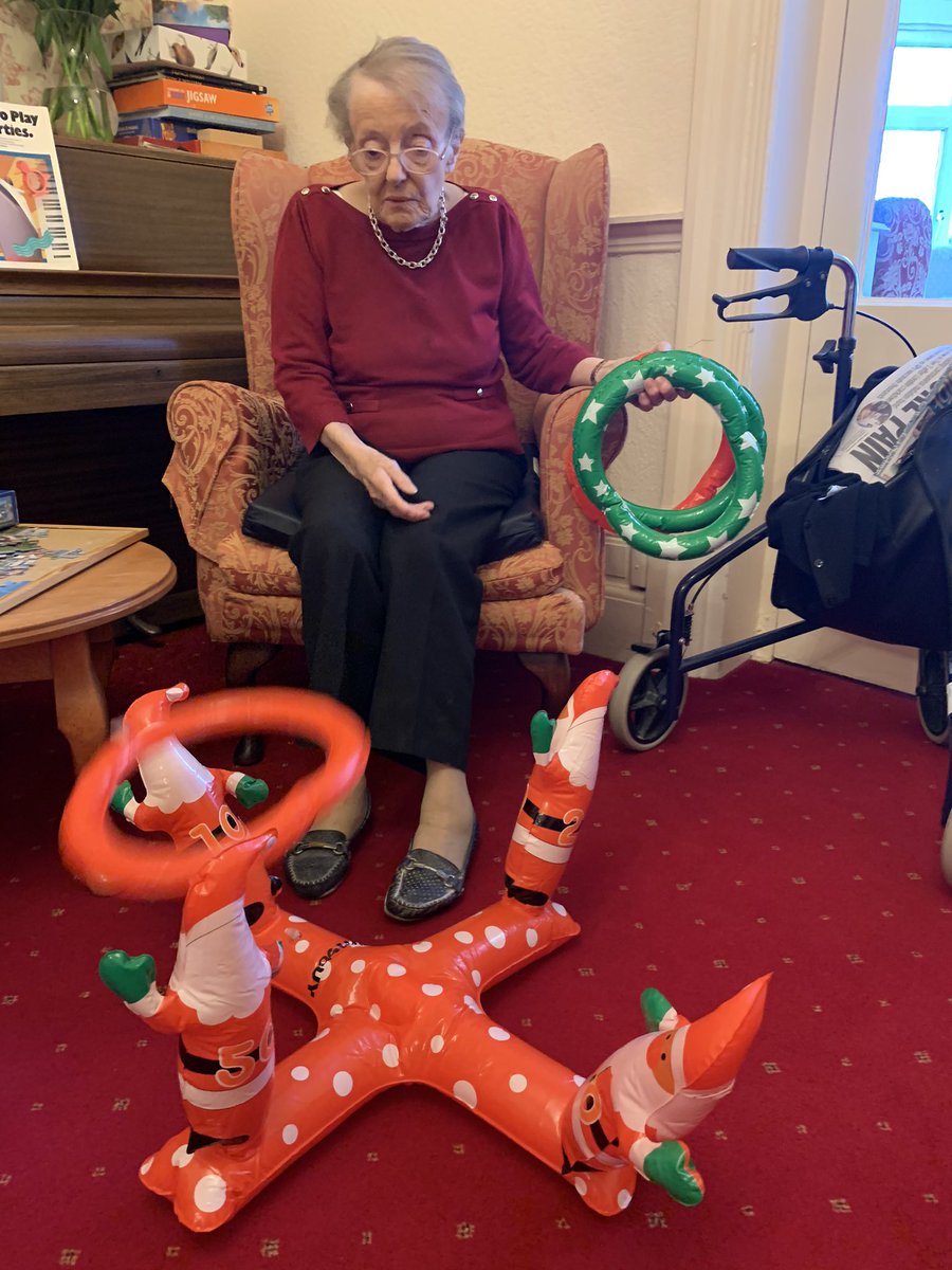 A lovely relaxed morning of wreath decorating, these look lovely in the Residents rooms. The Christmas Santa game was great, Well done Tina for winning with 300 points! 👏 🎅🎄
#derbyshire #residentialhome #elderlycare #christmasfun #christmasactivities 
wheathillshouse.co.uk