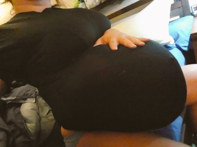 😈 Succubus Queen 👑 - Glooorrrgh.. my gosh I don't even remember who I ate last night 😳 https://t.co/4uRToM9bpw