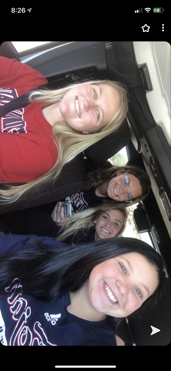 skylarrenee29's tweet photo. HAPPY BIRTHDAY TO MY GIRL💕💕💕💕 i love you squid!! so happy ssc brought us these mems, i hope today is great🤍🤍 https://t.co/hOI1C2usgk