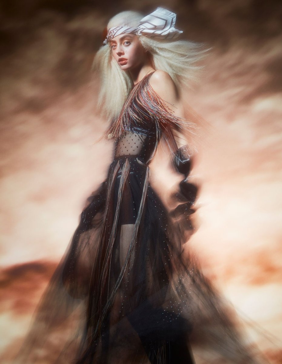 femalemodelsbot's tweet photo. Patrycja Piekarska (Polish model) for Vogue China November 2020 https://t.co/NxCONXAoMK