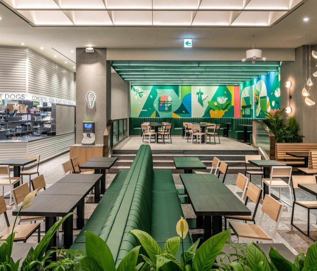 <a href="/SmixinLtd/">Smixin</a> in <a href="/shakeshack/">SHAKE SHACK</a> all over Asia. Reach out to sales@smixin.com if you want to learn more!