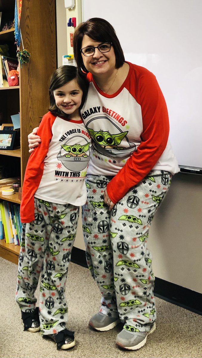 KristenDunford's tweet photo. Twinsies for Holiday pajama day! #d123 #hmt123 #d123kol https://t.co/V04Po0kad4