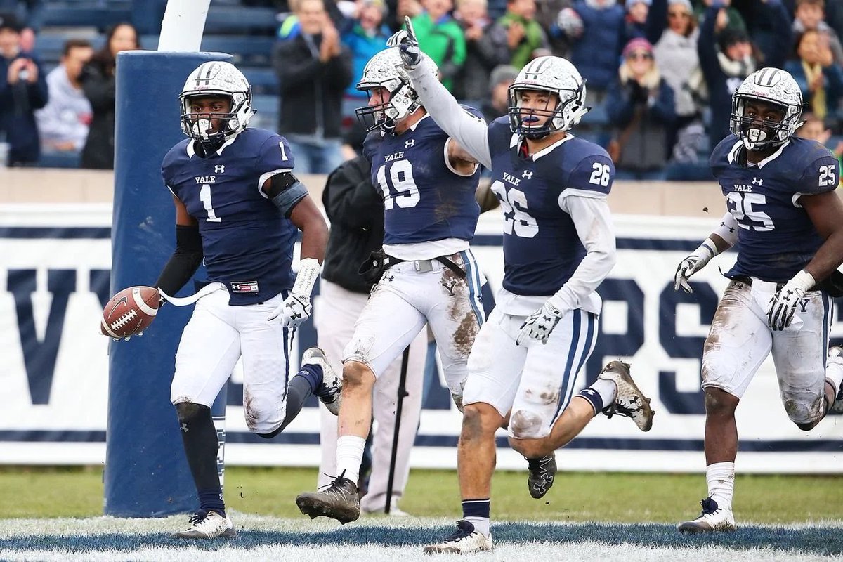 terrancebroox's tweet photo. #AGTG Blessed to receive an ⭕️ffer from Yale University
#BulldogBuilt @Coach_Araujo
@dadbwhisperer @DBMomNB @CoachWilliamsII @teaguefootball @Perroni247 @SWiltfong247 https://t.co/g6VQBbU2nH