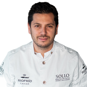 Ecovalia's tweet image. 👨‍🍳🏅Damos la enhorabuena al chef Diego Gallegos, de Sollo Restaurante, jurado de BioRestauración, por la Estrella Verde Michelín que acaba de recibir por su compromiso con la sostenibilidad. Os dejamos el enlace a la entrevista que le hicimos: cutt.ly/FhFQVad @SolloRest