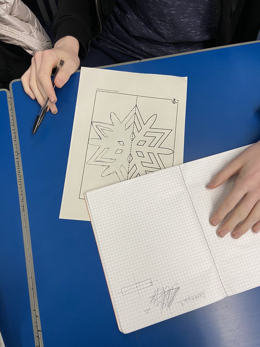 MissO_Maths's tweet photo. Not to forget the symmetrical snowflakes and gingerbread men ❄️Patrick in action using the grid method to make sure either side matches! Great work 2L1 🏆🥳 https://t.co/AVG7XBDgwi