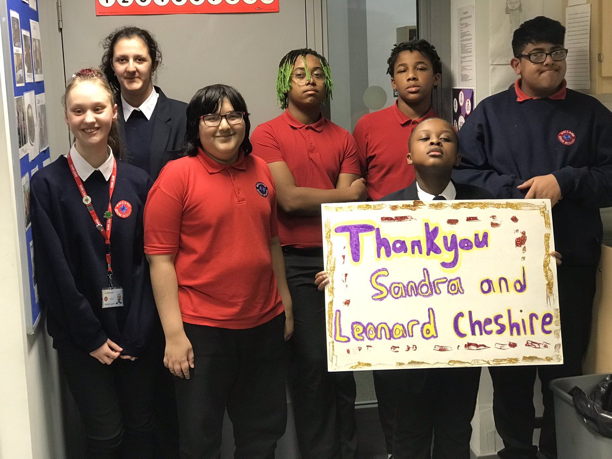 MellandHigh's tweet photo. A lovely afternoon finishing our Can Do project with Sandra from Leonard Cheshire ! We’ve had such a good time and learned loads . Thank you so much . @LeonardCheshire #canDo #BFETCommunity #MHS2020 https://t.co/2xZ3UUpET1