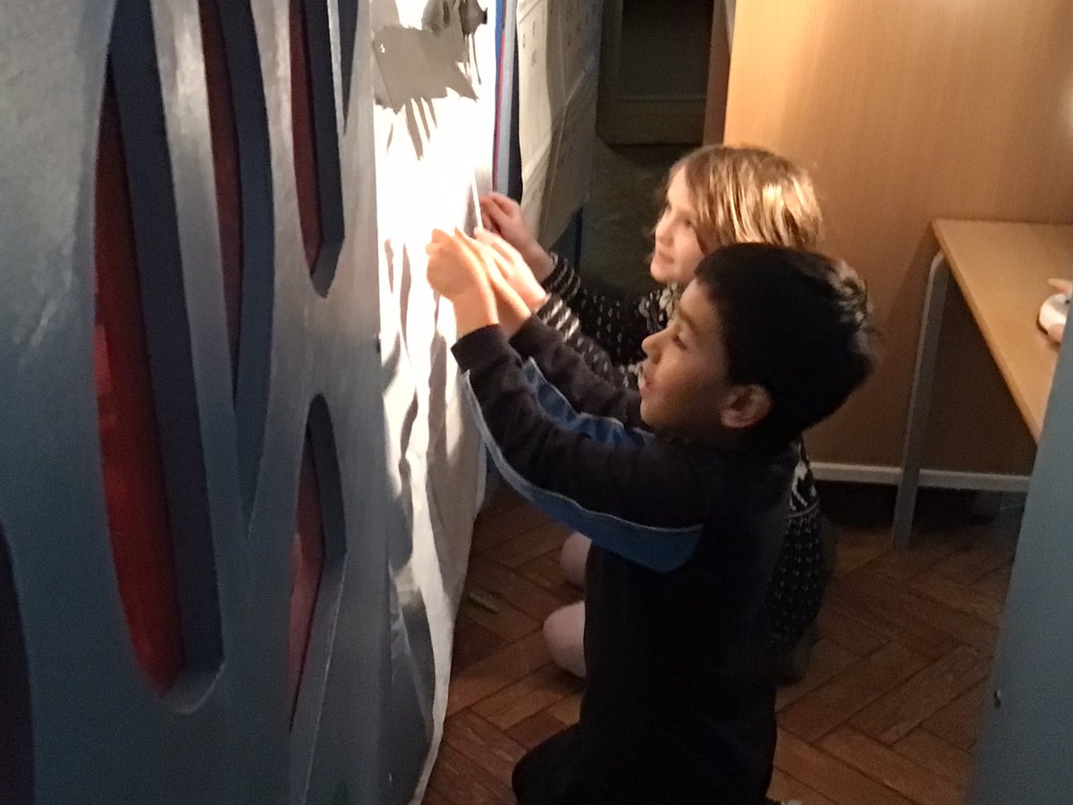 We had our very own shadow puppet show! It was such great fun being puppeteers and showing our puppets!