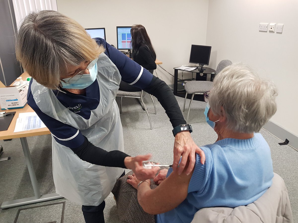 springfieldsurg's tweet photo. Over 80 of our most vulnerable patients are being vaccinated this afternoon. https://t.co/Ak9mGGNGBC