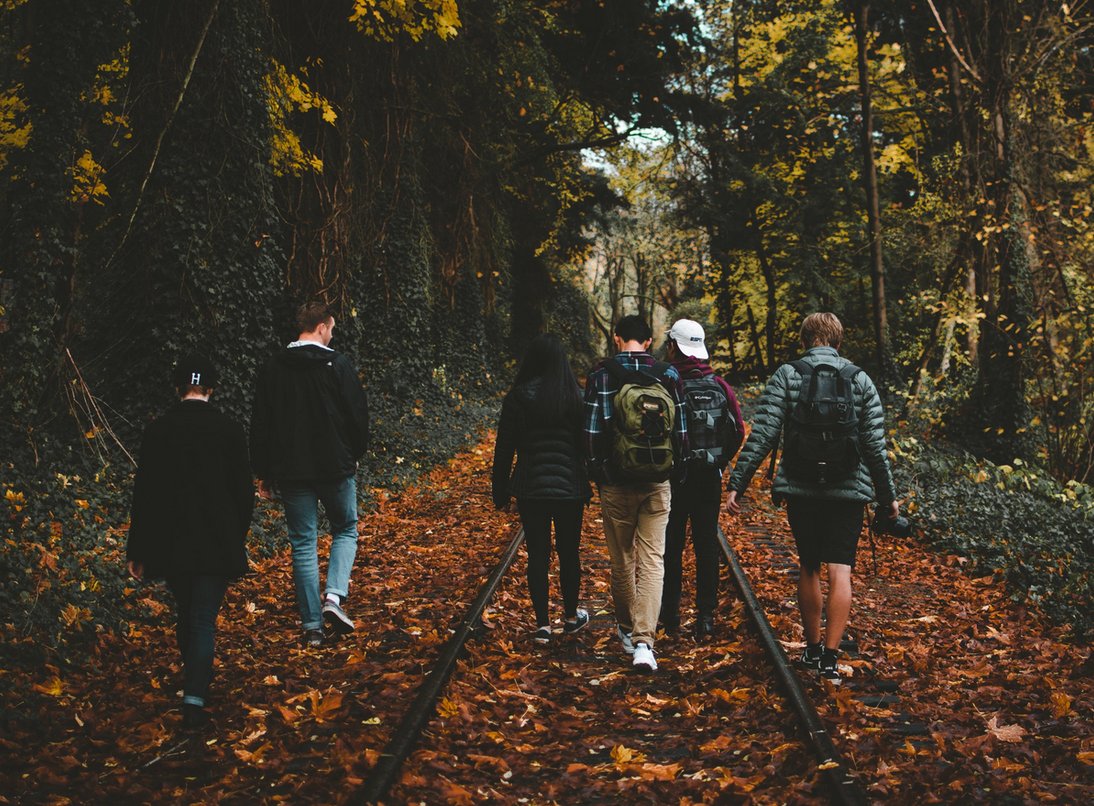 Ideo_demain's tweet photo. 🧐Portrait de l'initiative @cheminsdavenirs 

Pour lutter contre la mise à l'écart des jeunes des territoires "isolés" l'association les accompagne partout en France. Une situation qui concernait 10 millions de jeunes ✊ #ÉgalitéDesChances #Jeunesse 

https://t.co/vFUF3AKNLj https://t.co/HLGgz3qb2X