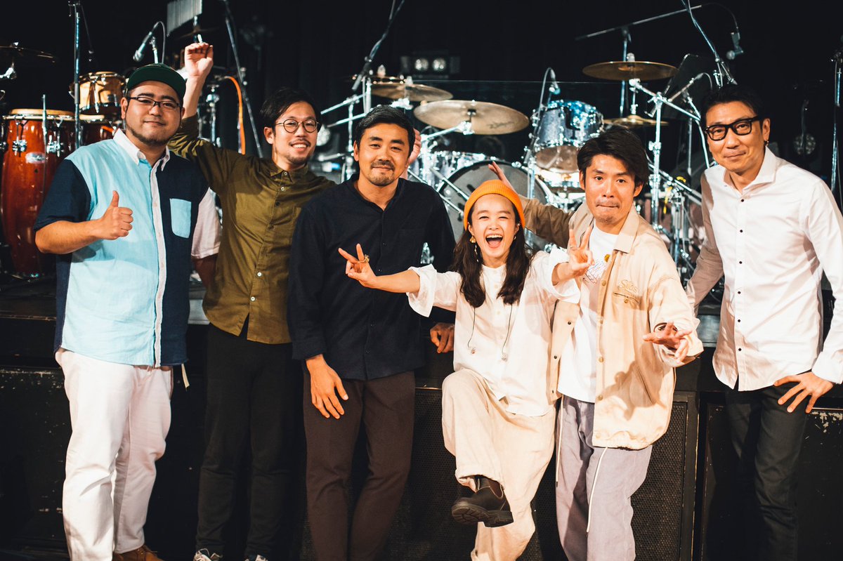 nakamura_emi's tweet photo. #NOUB2 releasetour
アーカイブ終了!
皆の感想も嬉しかった。
ここからも楽しく進みます🚜
e-plusさんから届くThankyou✉️に
私のメッセージもついてます。
見て下さいな🖍
プリントアウトもぜひ!
改めて
ありがとうございました!
Photo Blog ▼
https://t.co/gqtV734Rp3
#NakamuraEmi https://t.co/HlUR75WV7t