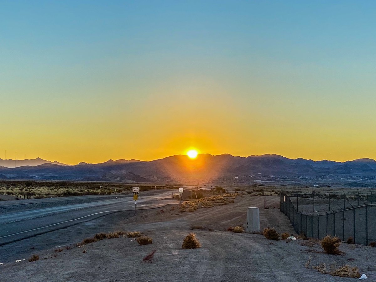 RIMerideth's tweet image. Fun fact: my friend loved to watch the sunrise every morning. He would listen to “Here comes the sun” I’m loving seeing all the tributes. Perhaps in his honor if he touched your life try to catch a sunrise while you listen to his song. #tonyhsieh #SunrisewithTony