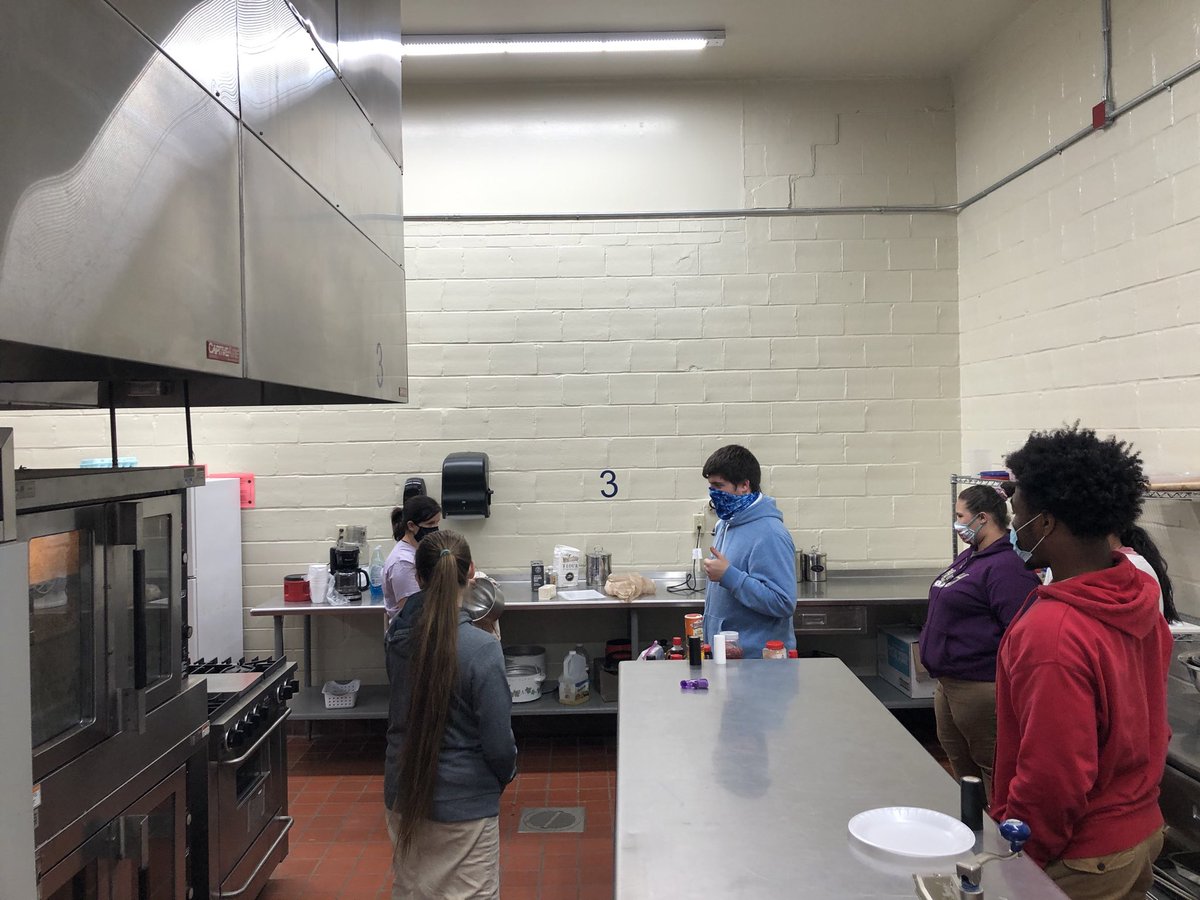 CitronelleT's tweet photo. Mrs. Weaver is prepping her Culinary Arts students for the Christmas Cookie Competition..May the BEST cookie win!!! #CCATrocks #WildcatNation https://t.co/jrBqMjzHUF