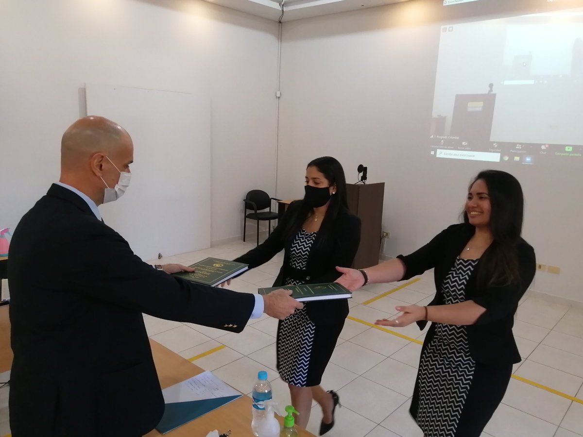 POSGRADOucp's tweet photo. 👏🏼¡Felicidades a las nuevas Magísteres Mariela Mora y Diana Ojeda!

📌Defendieron el trabajo final de tesis para la Maestría en Asuntos Públicos y Gobernabilidad. 

📌Con todas las medidas sanitarias dictadas por el Gobierno.

#PosgradoColumbia #UCPy #MAPyG G1 https://t.co/Dt4tRKd6v6