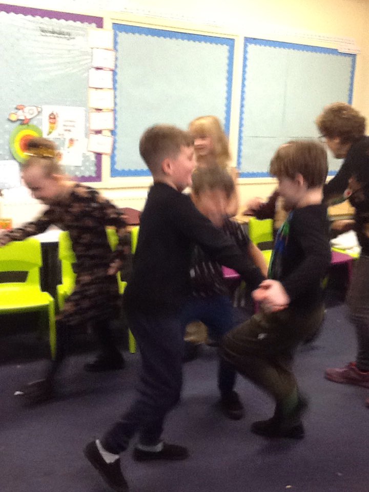 Epic Explorers 3/4 tweet media