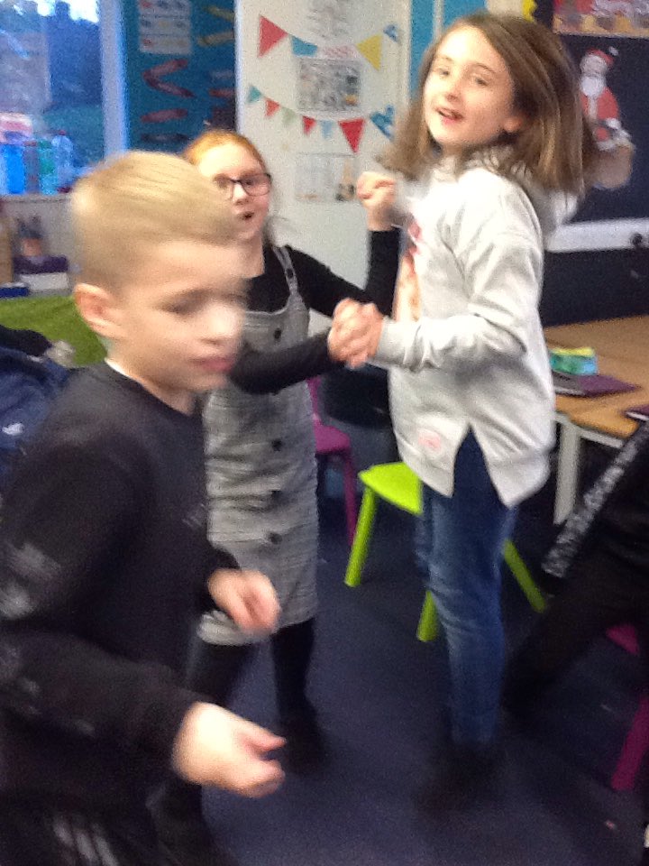 Epic Explorers 3/4 tweet media