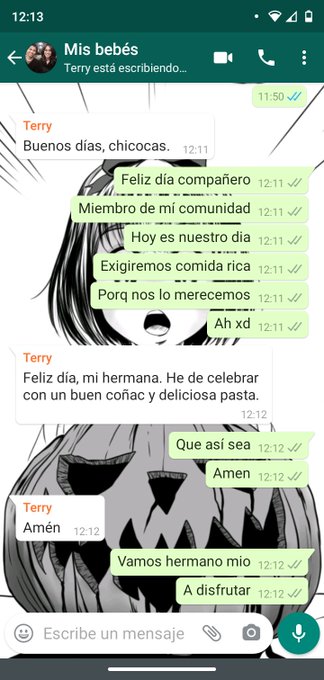 Mientras tanto en m&iacute; chat familiar m&iacute; hermano y yo queremos convertir a su novia en un #otaku . https://t<a href="/tag/otaku"class="tags"><span>#otaku</span></a>
