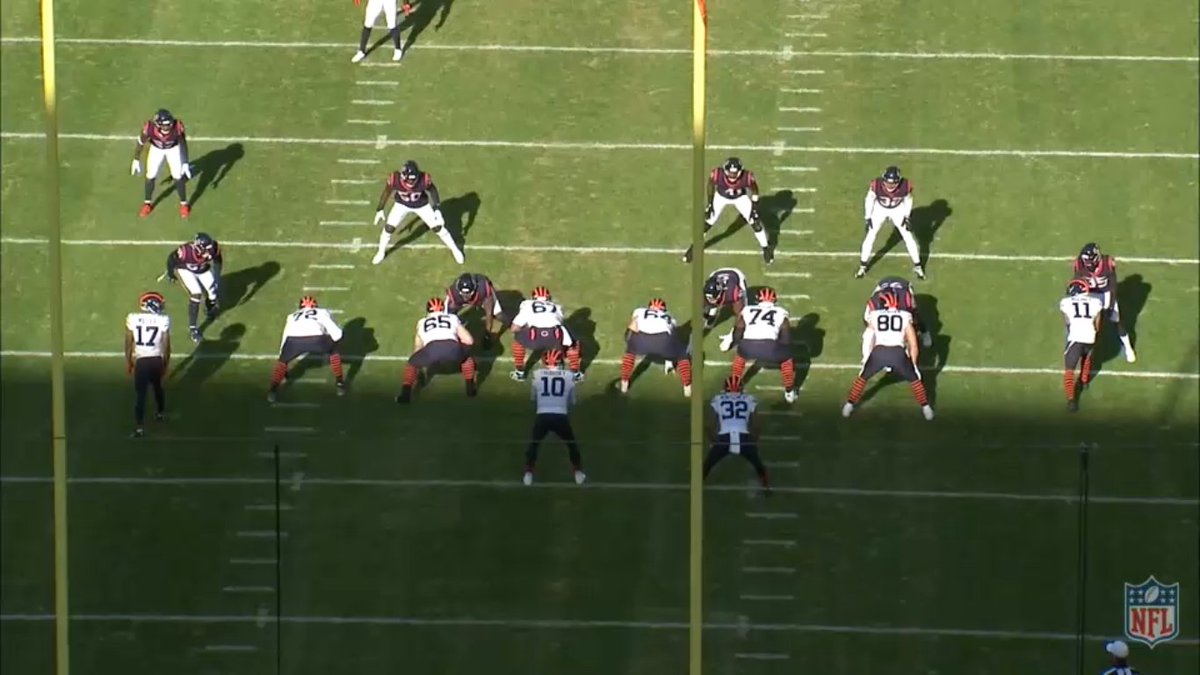 Why does David Montgomery go from Bruce Banner with Foles to the Hulk with Trubisky? The answer is that teams HAVE to account for Trubisky as a running threat.