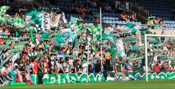 Galerna1913's tweet photo. Quedan apenas 2 semanas para terminar este maldito 2020. Y hablando de malditos... vamos a rememorar junto a @GradonaMalditos y desde el día de hoy, hasta final de año, algunas de las mejores imágenes que hemos podido ver en nuestra grada. Estamos ansiosos ya por volver a casa. https://t.co/FzEO5rRuwB