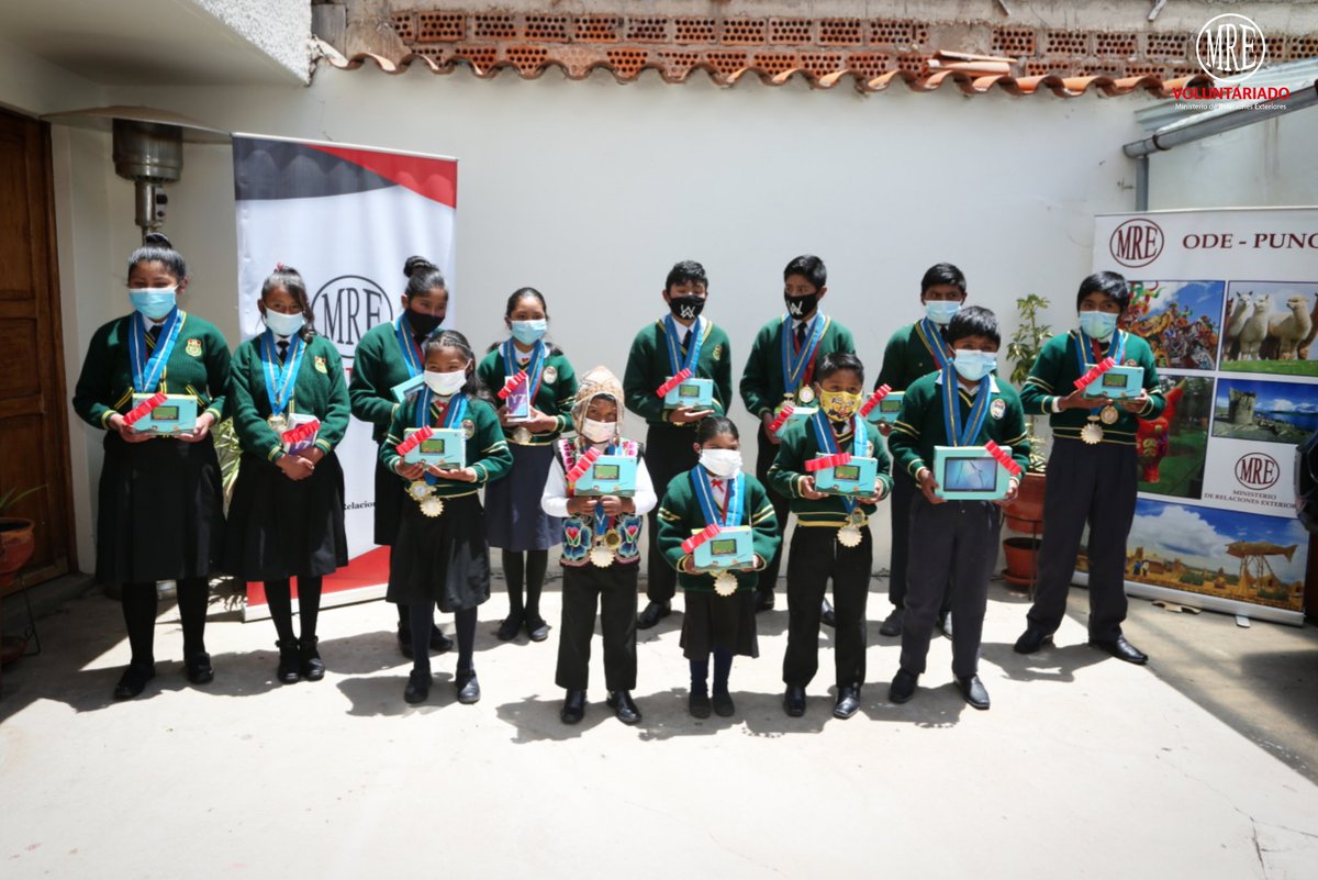 VoluntariadoMRE's tweet photo. Así se desarrolló la Ceremonia de Premiación de la II Edición del Concurso de Dibujo y Pintura "Arcoíris Navideño" 2020 en Tantamaco. ¡Felicidades a todos los ganadores! 👩🏻‍🎨👨🏻‍🎨👏🏻🌈 https://t.co/npIxSRpP1m