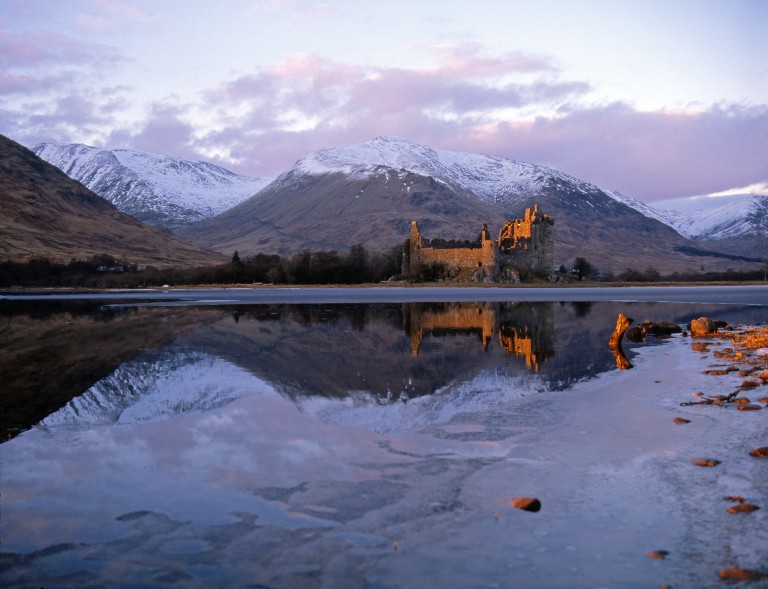 We’re definitely not jealous that 'the lakes' get their own bonus track,  @TheLakesGuide. But when TayTay’s done crying, we think she’ll find Scotland the perfect place to cheer up. The Wordsworths called this view of Kilchurn Castle ‘enchanting’ - and you can see why!