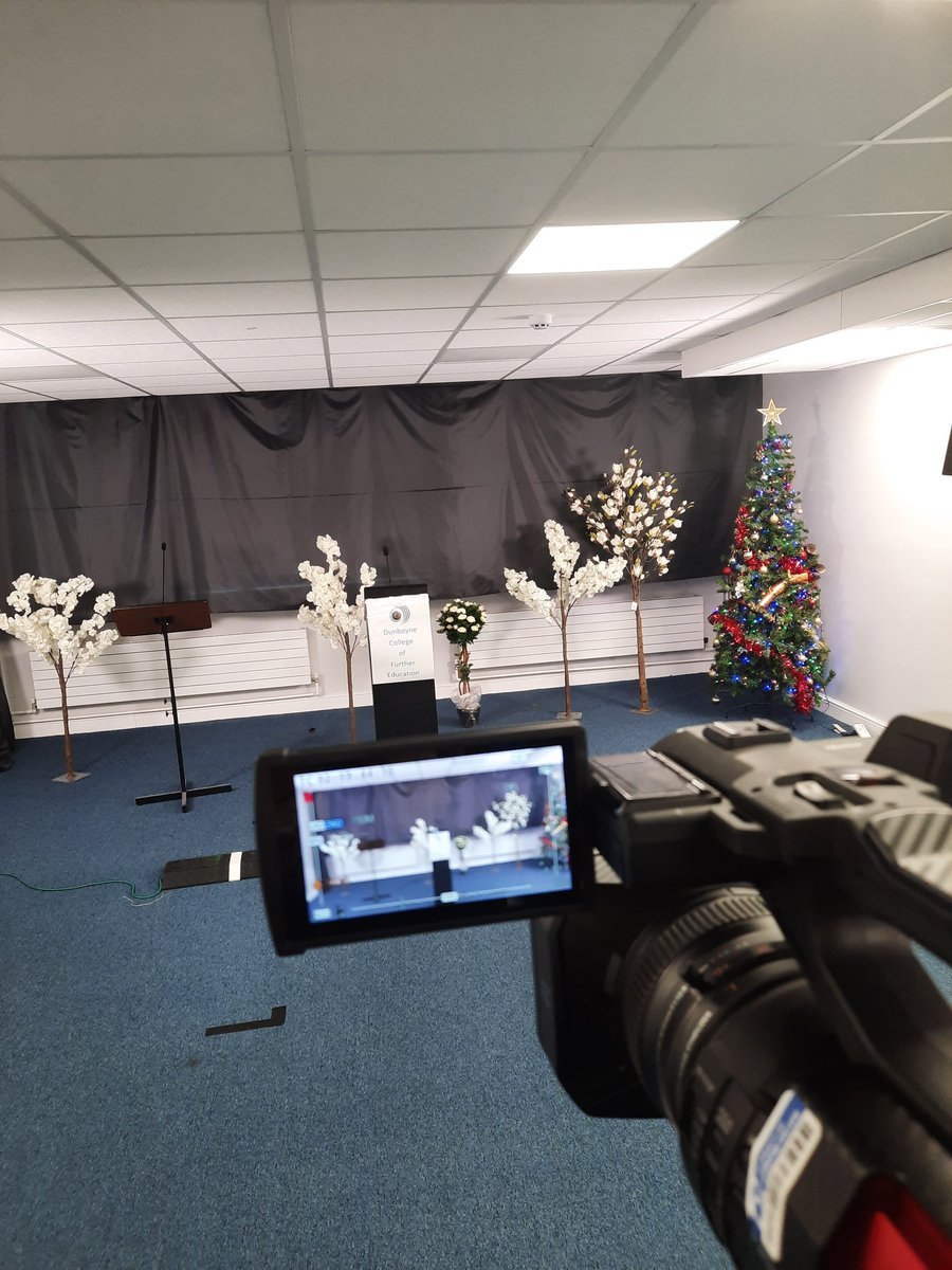 DunboyneCollege's tweet photo. Preparations are well under way for our virtual graduation this weekend👩‍🎓🧑‍🎓 👏

Don't forget to check which ceremony you're in and tag us in your virtual celebrations 🎉

#beginheregoanywhere #dunboynecollegefe  #thisisfet #solas #virtualgraduation #virtualgraduation2020 https://t.co/DZquhs94Jf