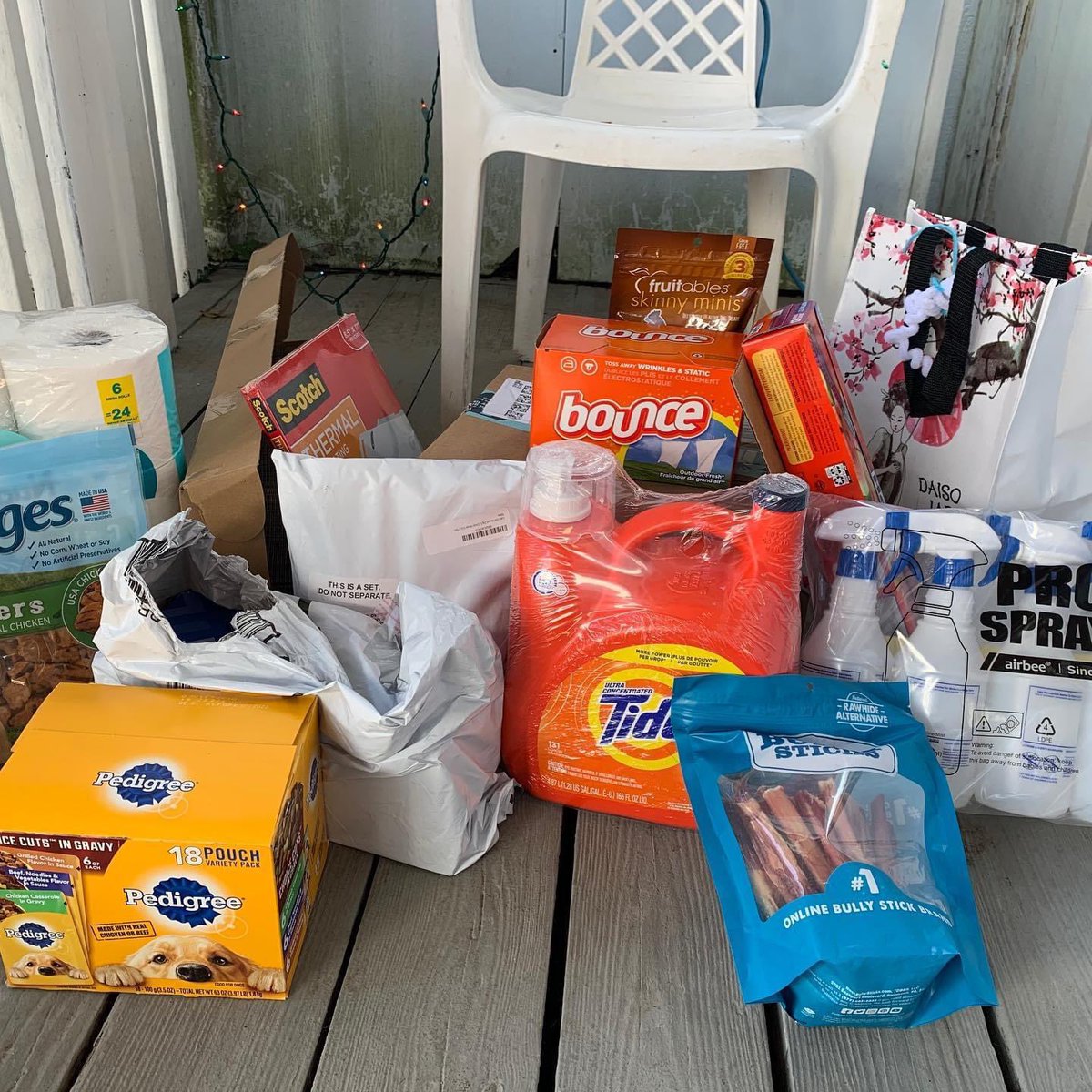 centraltxspca's tweet photo. Thank you to our @genserveatx Secret Santa who left all these wonderful donations for our shelter. We couldnโt be more appreciative! #holidayhelper #secretsanta #kidsmakingadifference #serviceproject #generationserve https://t.co/zp3QZXHLOu