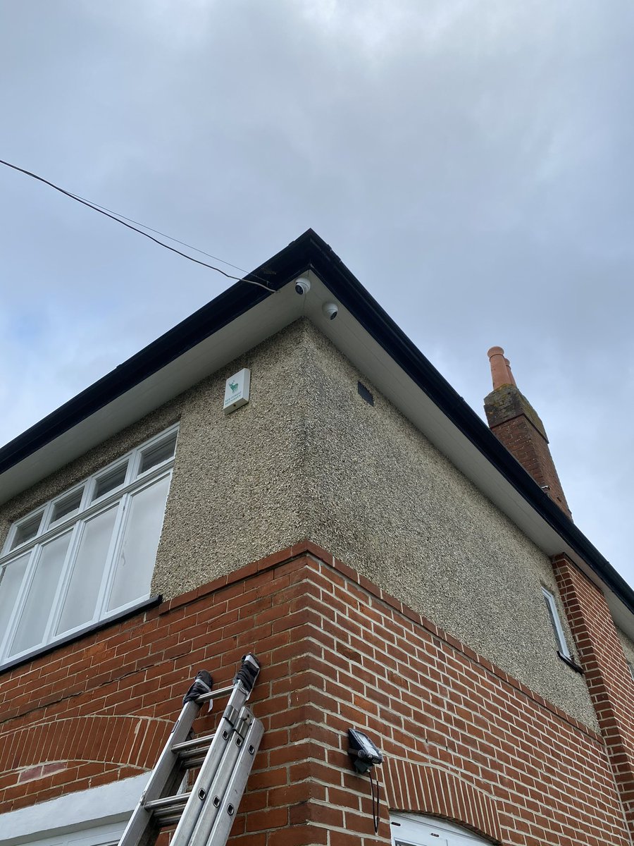 Check this install of new Dahua Tioc cameras with built in AI and full colour at night!! All cables tacked nicely along the beams in the loft. Recorder and monitor mounted on the wall with power tucked behind. #cctvinstallation #dahua #tioc #HD #css #fullcolour #AI #security
