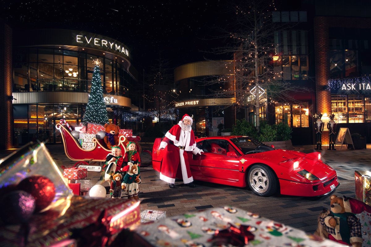 very proud to have played a-part in helping Stratford upon Avon College photography students create this wonderful portrait of Santa and his extremely rare and shiny Ferrari F40! Uniting the local community, business, students and professionals. Check out the link below!