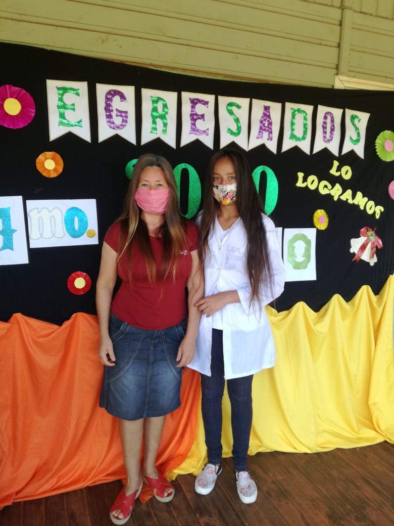 CGEMisiones's tweet photo. Acto de colación de la Escuela Provincial N° 859 Puerto Piray, Montecarlo.👩‍🎓👏👏👏

@jalbertogalarza @misioneseduca https://t.co/1s513qRJ1T