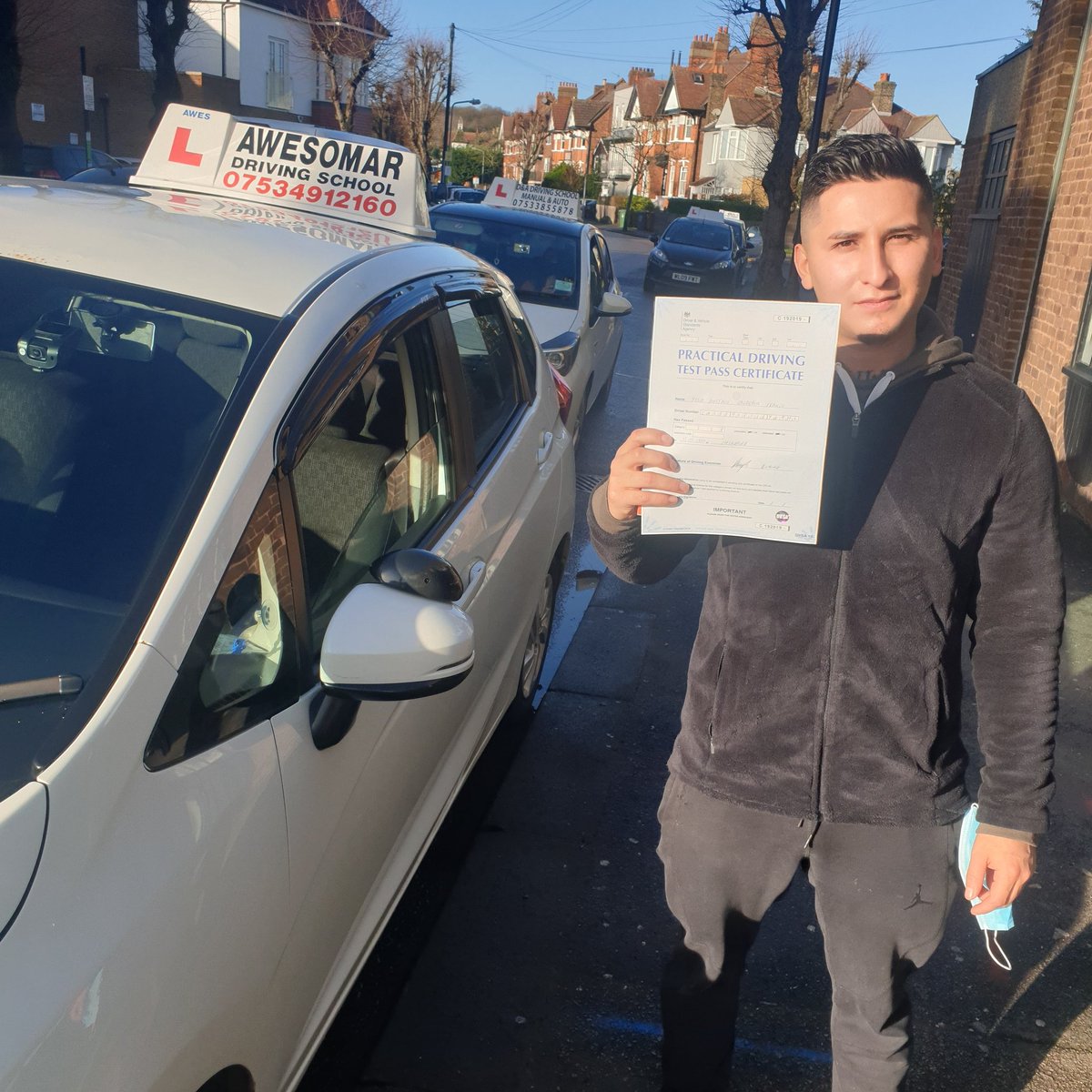 Awesoow's tweet image. 