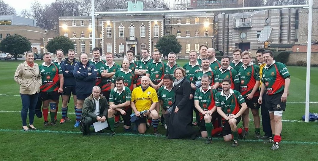 EssexJuggler's tweet photo. I can't believe this was 4 years ago @tracey_crouch , when social distancing didn't even exist and we were raising great charitable funds and awareness with @C_L_Rugby and @RAFRU_Vultures and the legendary @cathspence8 at @HacEvents #RugbyFamily https://t.co/x0dppLOa4X