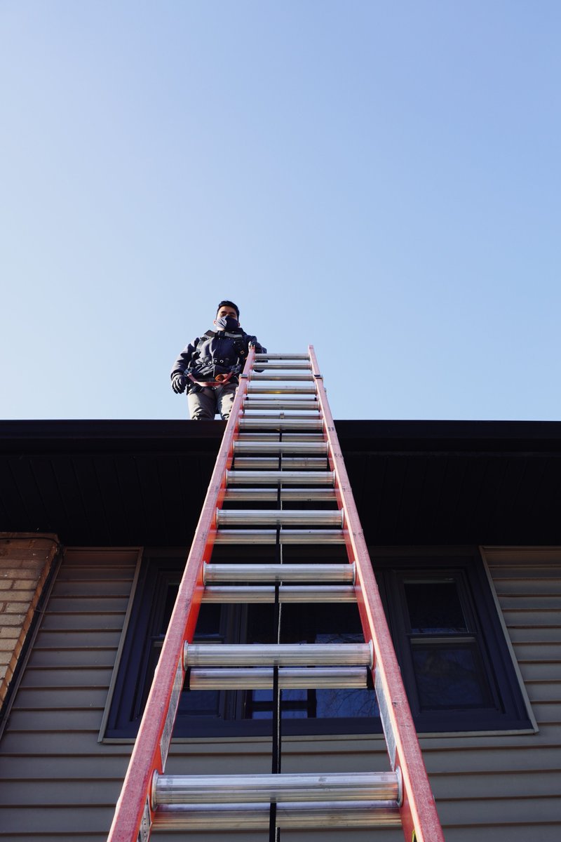 JohnDelurey's tweet photo. Ms. Patricia's late husband wanted solar energy since the 90s but it was always out of reach. We took a moment of silence to honor his memory in between the panels going up. Thanks to the Illinois #Solar for All program, @Elevate_Energy, and @certasun for making this possible. https://t.co/SAIxJkBl99