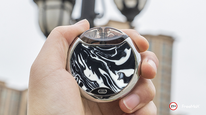 Freemaxvape's tweet photo. What can warm you in this cold winter? Yeah, Take a puff on  Maxpod Cicle🤩🤩🤩
.
.
.
⚠️Warning: This product delivers nicotine. For 21＋ only.⁣⁣⁣⁣⁣⁣⁣⁣⁣⁣⁣⁣⁣⁣⁣⁣⁣⁣⁣⁣⁣⁣⁣⁣⁣⁣⁣⁣⁣⁣⁣
#vape #vapelife #vapenation #maxpodcircle https://t.co/MA3SHv4jOb