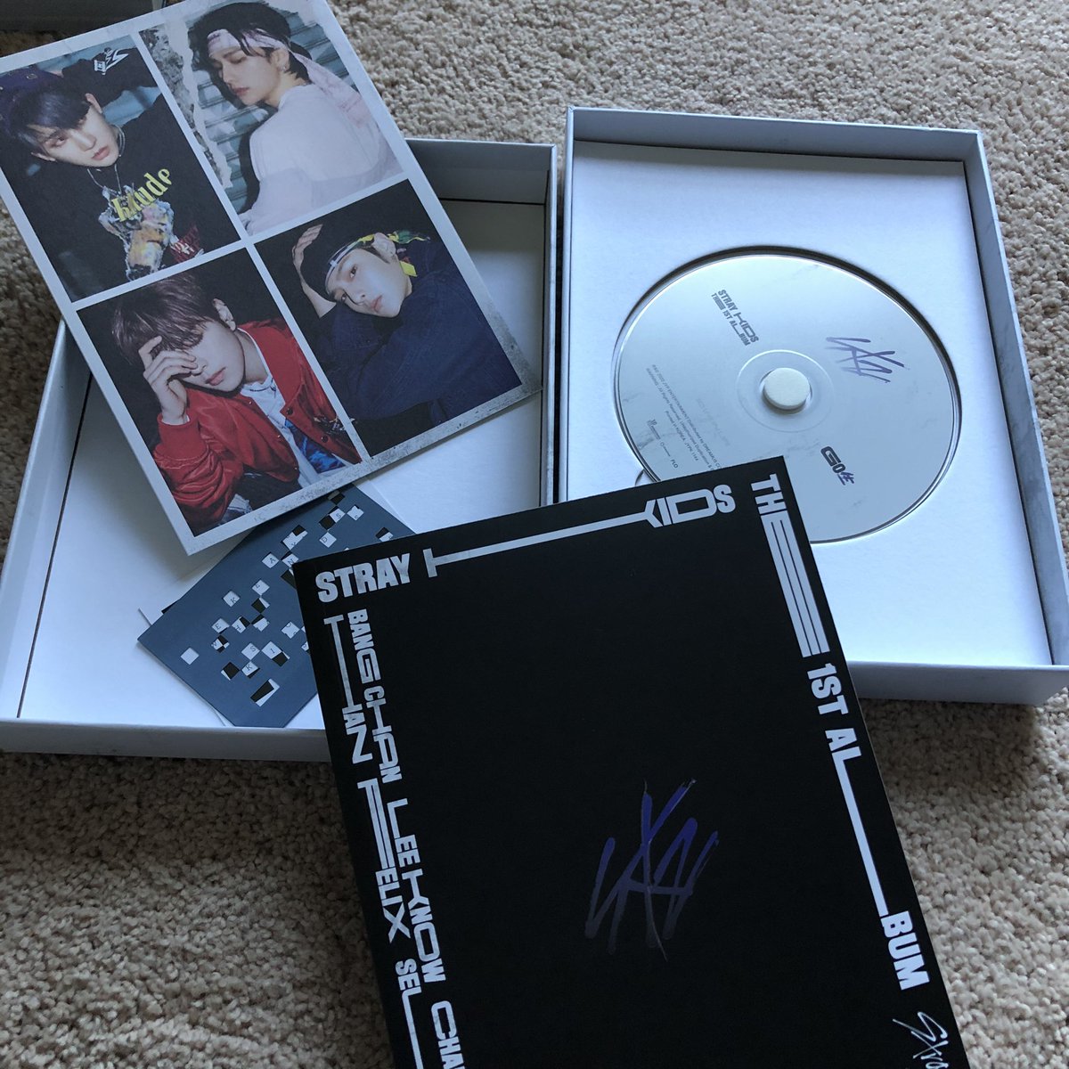 gayogomawo's tweet photo. FOR SALE!
One Stray Kids GO Live album. Comes with everything in the photo. No PCs. Free shipping in the US. 
$15 or best offer. #kpopforsale #straykids #albumsforsale https://t.co/L2rRtlD0dh