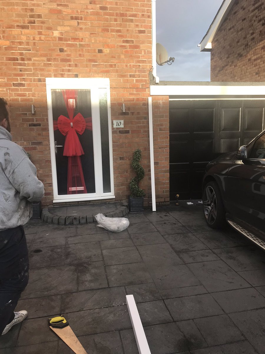 Job 1 conservatory leak and gutter clean with repairs ✔️.. job 2 upvc down pip replacement ✔️