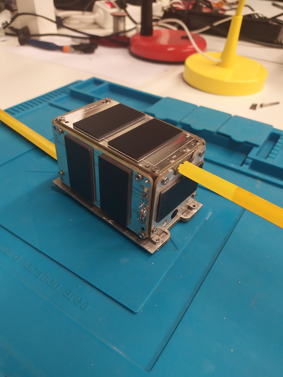 AmsatSpain's tweet photo. #EASAT-2 and #Hades transmission description / descripción de transmisiones:
Español:
https://t.co/LLWST6KP5j
English:
https://t.co/SCUn8D3ZPn
@AlbaOrbital @LibreSpace_Fnd @SpaceX @La_UPM @UEuropea @AMSAT @J_MartinezFrias @ure_es #Satellites #hamradio https://t.co/OROhgIBT5Y