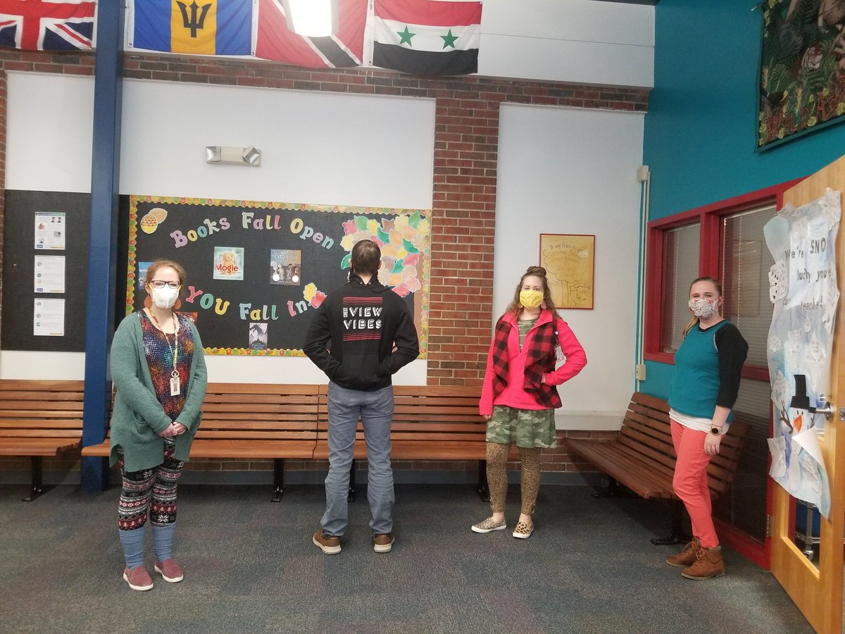 MrsLee_NKC's tweet photo. 2nd grade was all mixed up yesterday for @Crestview_NKC spirit week. #ViewOurSpirit @MrsFitz107 @Brooke_Rave https://t.co/n9rAibuEpW