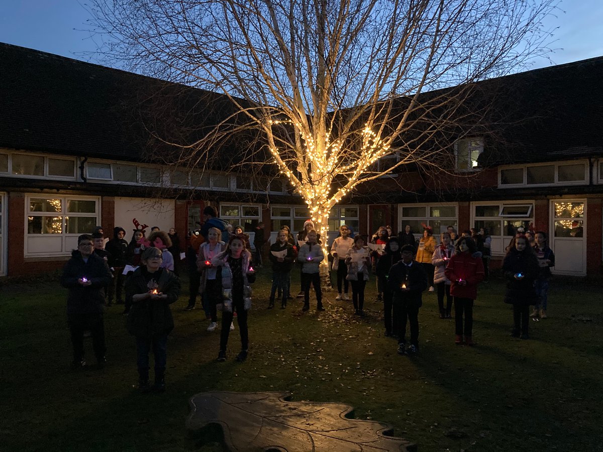 Sneak peek of year 6 recording their Christmas concert- it looks and sounds amazing! 🎄🤶