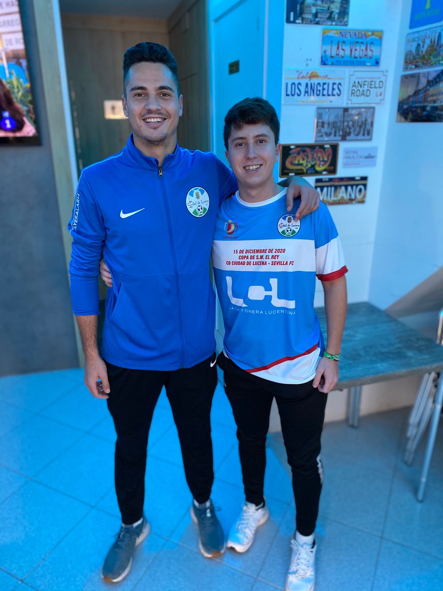 daviidromero_'s tweet photo. Hoy haces historia para todo el pueblo de Casariche ya que debutas en 
@CopaDelRey_ES!! Mucha suerte y disfruta el momento!! Te lo mereces amigo 💪🏽⚽️😍
@ciudaddelucena https://t.co/fQBpkYVn0O