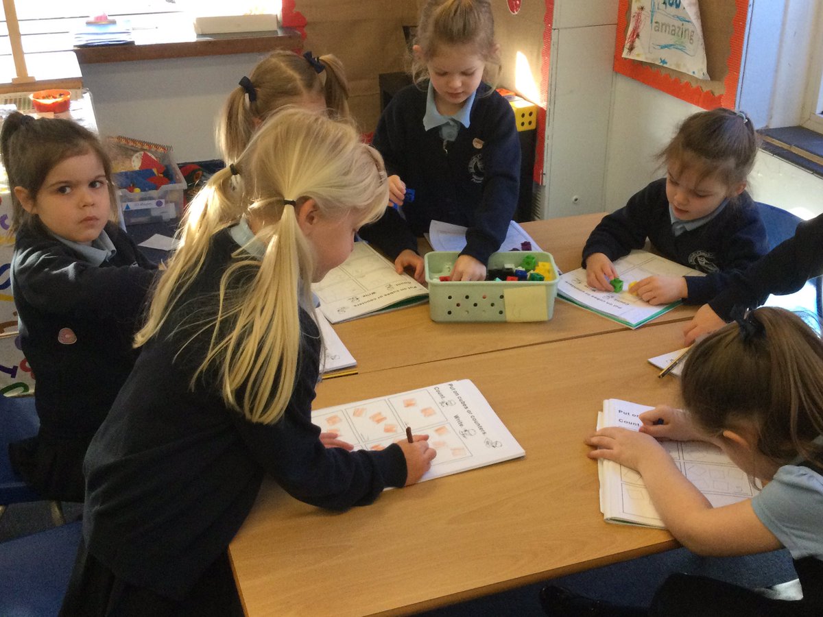 WilfridsSt's tweet photo. We are growing in our independence as learners. https://t.co/CW1nbgtUvD