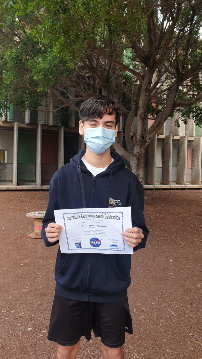 IES_MARINA's tweet photo. Nuestro alumnado de astronomía emocionado y motivado por participar en el proyecto Asteroid Hunters del área #Steam de @EducacionCan, @aaecastro y @IASC_Search. Gracias por esta oportunidad!!! 
@cienciacanaria @educaciongob @ecoescuela20 https://t.co/lWaDxuAd0k
