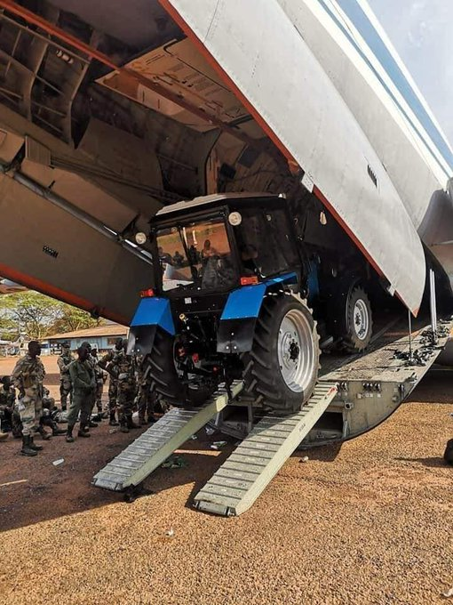 I don't think  http://archive.org&nbsp; was able to save the post because of cloudflare checks but these were my favorite images from the Russian CAR page I guess when you are landlocked tractor parades replace boats