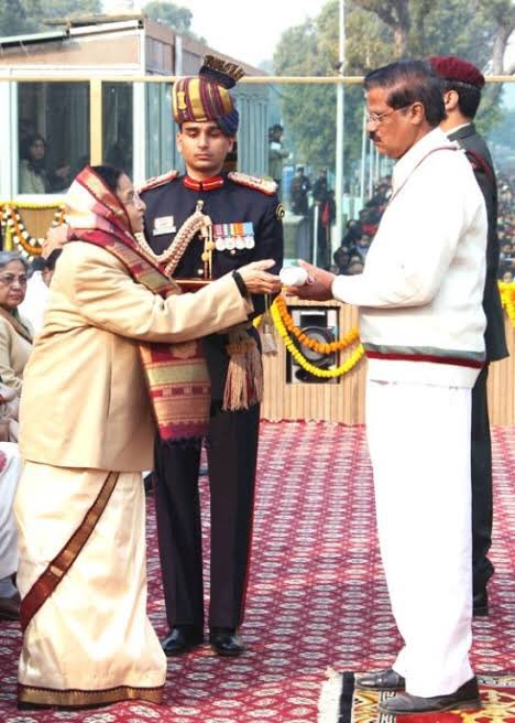 country. Can you see the message to their mothers? That all mothers should be proud of their brave sons. Amma, you should also be a proud mother when my name appears here.'Captain Harshan became the youngest officer to receive Ashok Chakra posthumously in Independent India.