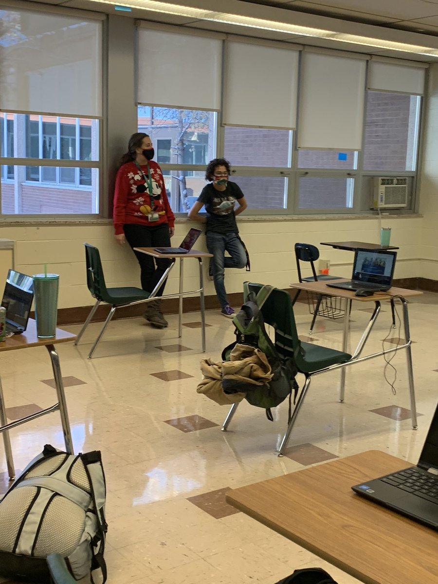 Fremont1_PathHS's tweet photo. Building your Dream Team through the mindset We Are Connected!  @7Mindsets https://t.co/c3CXg3FMXt
