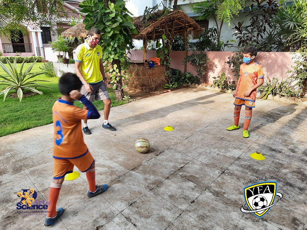 YFA_GOA's tweet photo. #throwback to the days during the lockdown when things were getting better . We started training kids in pairs with all the required protocols followed. We thank thosewho gave us to use their gardens to conduct our training sessions 
#youthfutsalacademy #YFA #YFAforAll #blessed https://t.co/PvxngIaqBP