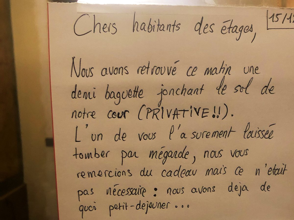malaidea's tweet photo. Someone in my building dropped half a baguette from their window into the patio of the ground floor apartment and Iβm fairly sure this is how the neighborhood war begins #passiveaggressivenotes #paris14 https://t.co/1rwAFnvlbO
