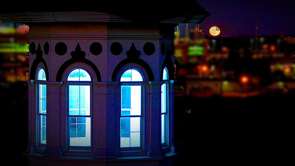 S_EckhardtTV's tweet photo. @ChurchillDowns My favorite place! Can’t take a bad picture. Well I can, but not because of the sites. #LoveCD. @WLKY https://t.co/9lZUPWm7VK
