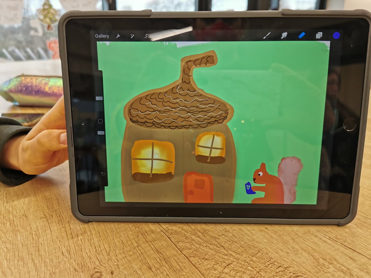JOANNEGILFILLAN's tweet photo. #artmashedu
More from today's time with Lauren from procreate. https://t.co/Bv5XSnxzGn